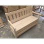 Na výrobu lavice je použito smrkové dřevo