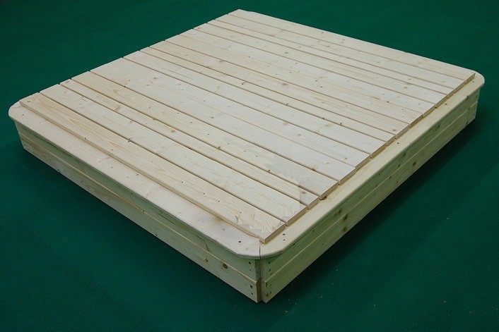 Dřevěné pískoviště s krytem 150 x 150