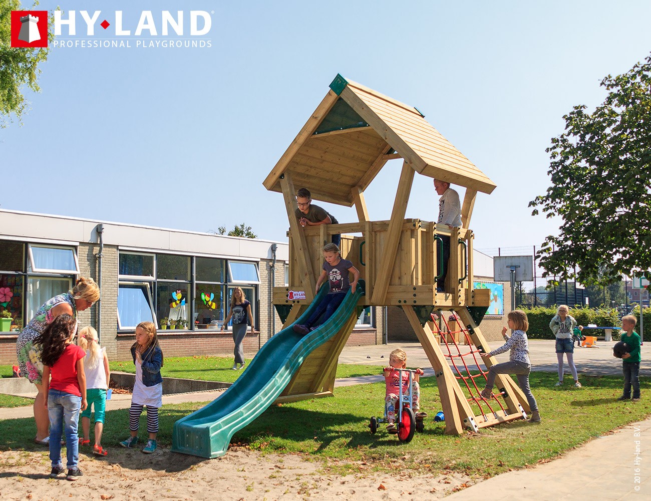 Hyland Q2 se skluzavkou