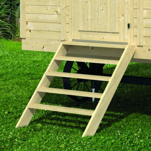 Dřevěné schody do maringotky