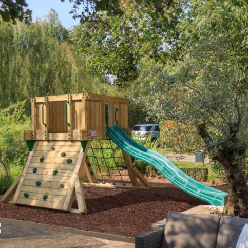 Hyland Q1 se skluzavkou