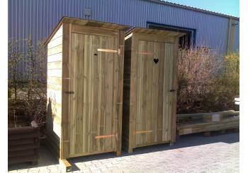 Zahradn&iacute; toaleta