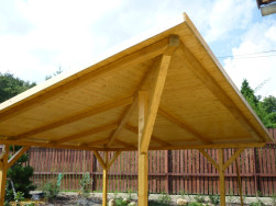 Dřevěná pergola z jehličnanu