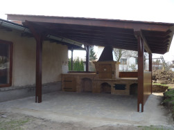 Pergola se zděným grilem