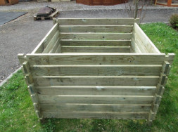 12684-dreveny-komposter-150-x-150-cm