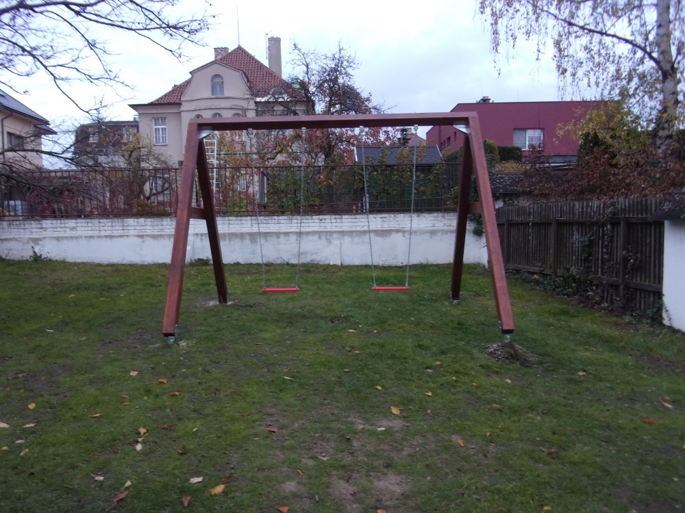 podklad pod houpačku