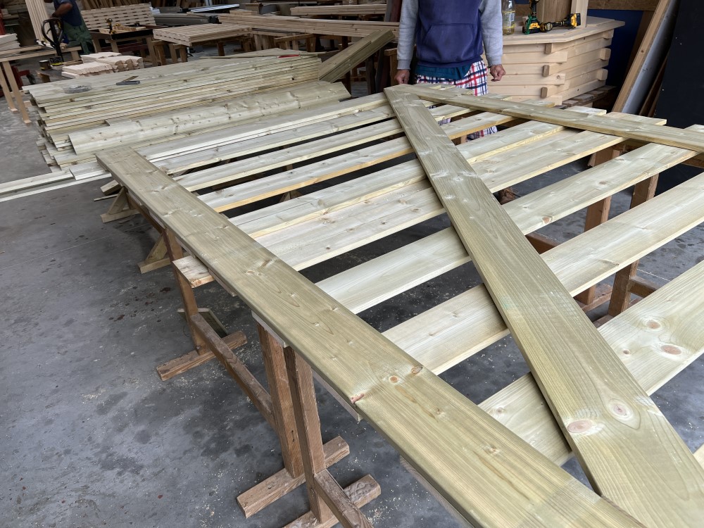 výroba dřevěných plotových dílců