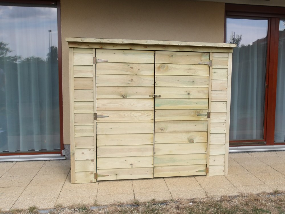 přístřešek na kolo