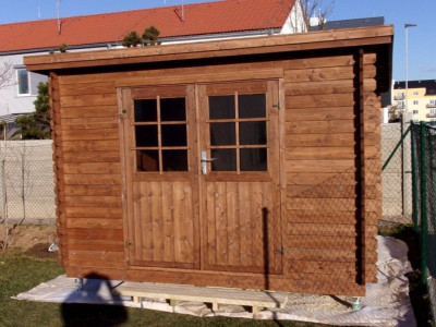 Dřevěný domek na nářadí - Mila