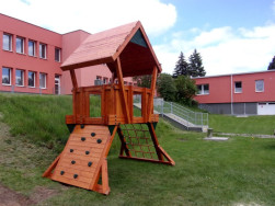 Výroba a montáž dětské věže na ozvláštnění zahrady mateřské školky