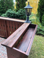 Provrtání dřevěných, květinových truhlíků pro odvod vody