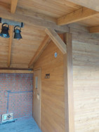 Do sauny byly vyrobeny izolované dveře se skleněným průhledem