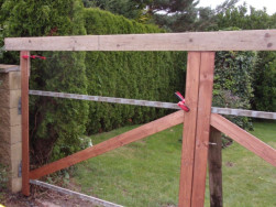 Kovová konstrukce otevíracích vrat na kterou budou přišroubovány jednotlivé plotové plaňky