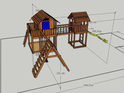 Dřevěný domeček s terasou je doplněn o plastové dveře a okenice, pod terasou je pískoviště s ochranou plachtou