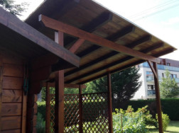 Pergolová ráhna byla po stranách ozdobně skosena