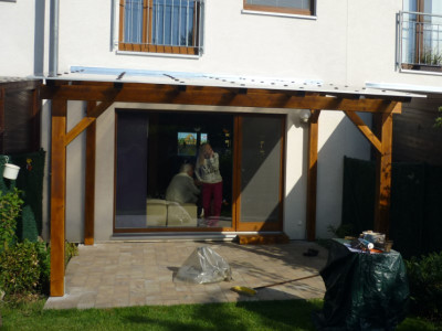 Samostatně stojící pergola z lepených KVH hranolů