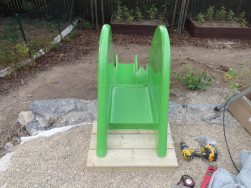 Lamin&aacute;tov&aacute; skluzavka Grimsel m&aacute; certifik&aacute;t pro použit&iacute; i na veřejn&yacute;ch m&iacute;stech