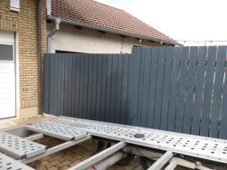 Nov&eacute; plotov&eacute; plaňky v horn&iacute; č&aacute;sti s rovn&yacute;m zakončen&iacute;m