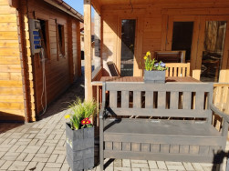 Flexi Element v kombinaci se zahradn&iacute;m n&aacute;bytkem