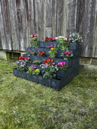 Po skončen&iacute; sezony kask&aacute;du z Flexi truhl&iacute;ků můžeme ponechat na m&iacute;stě a dal&scaron;&iacute; jaro osadit něč&iacute;m jin&yacute;m