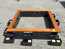 Vyztužen&iacute; dřevěnou kostkou nen&iacute; nutn&eacute;, ale vhodn&eacute;. Hlavně v roz&iacute;ch nebo ve středu dlouh&yacute;ch stran